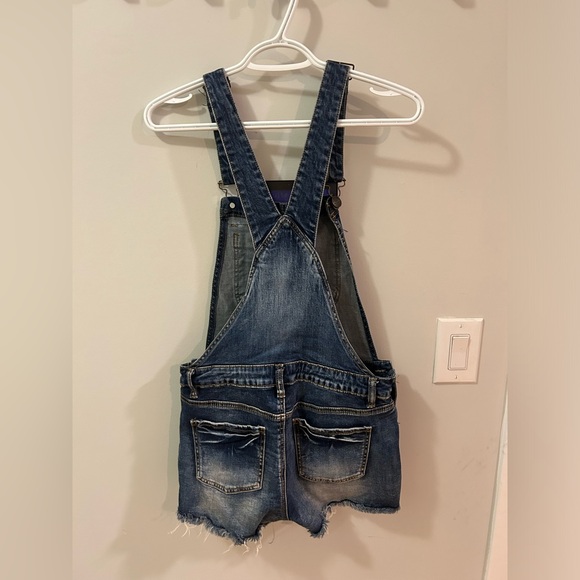 Jean Overall Shorts - Picture 2 of 4